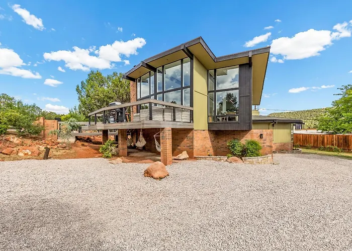 Holiday home The Speakeasy: Brand New Pool, Hot Tub, Sauna, Cold Plunge *