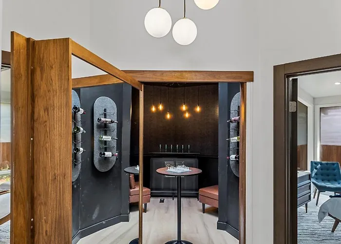 The Speakeasy: Brand New Pool, Hot Tub, Sauna, Cold Plunge